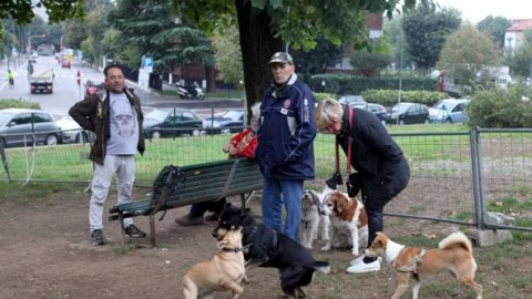 L’area cani si rif&agrave; il look – Corriere della Sera