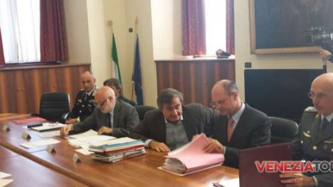 Ai vigili altri due cani antidroga, Brugnaro: “Circonderemo le piazze” – VeneziaToday