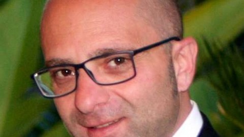 Escrementi di cane in via della Repubblica, l'appello del consigliere … – Monreale News (Comunicati Stampa) (Blog)