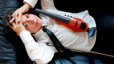 Laurie Anderson: “Attraverso il cuore di un cane racconto la vita e la … – TGCOM