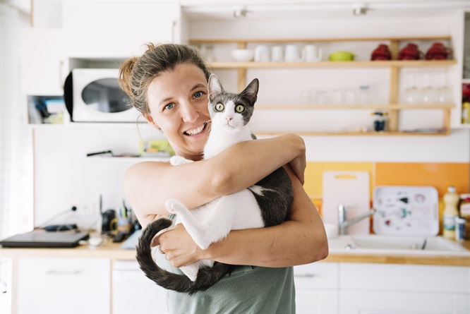Come cani e gatti ci migliorano la vita