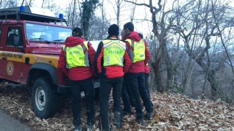 Gemelline di 4 anni scomparse da casa: trovate nei boschi col cane – Il Gazzettino